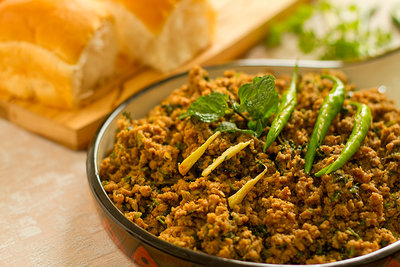 Kheema Pav